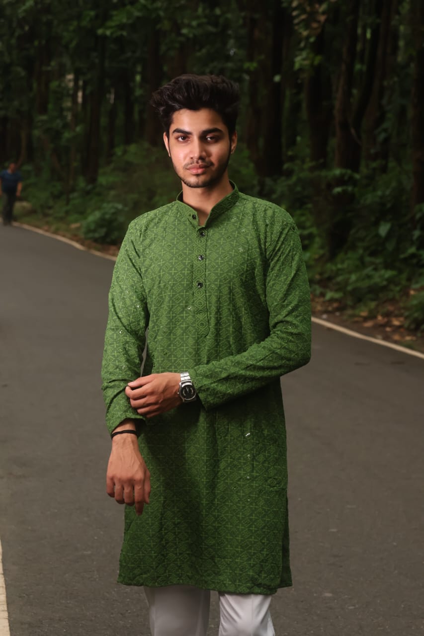 MEN ETHNIC MOTIFS MIRROR WORK COTTON KURTA WITH PAJAMA