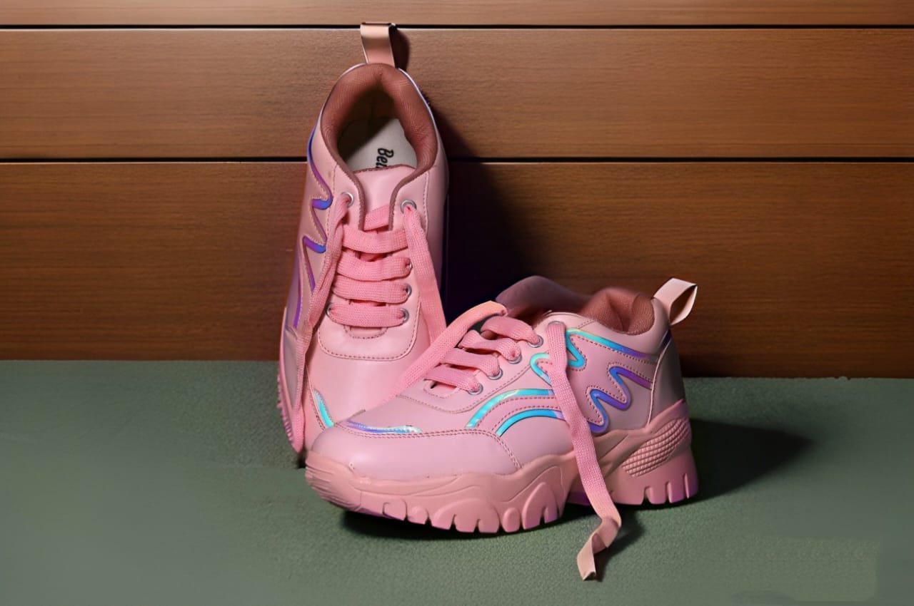 PINK GIRLS SHOES